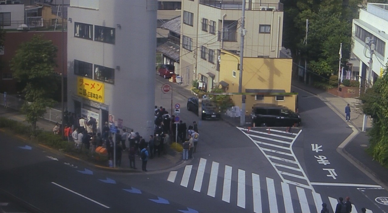 2024年11月9日ラーメン二郎三田本店の並び