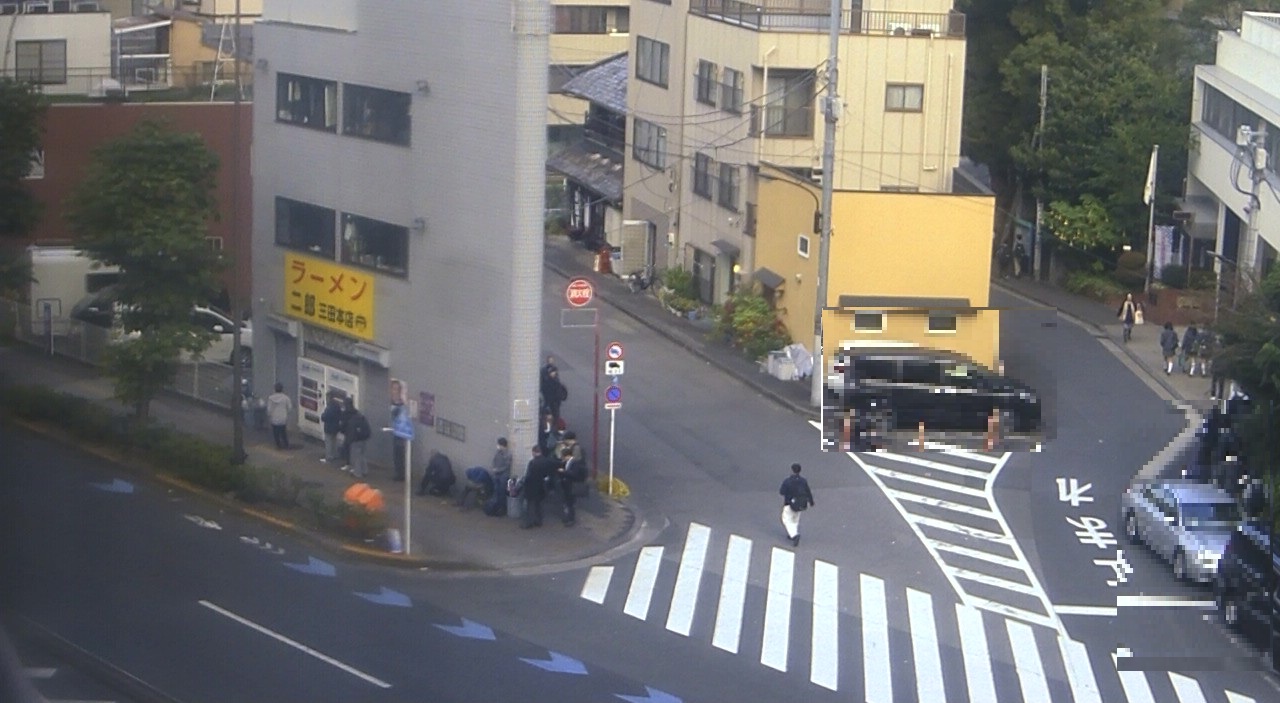 2024年11月14日ラーメン二郎三田本店の並び