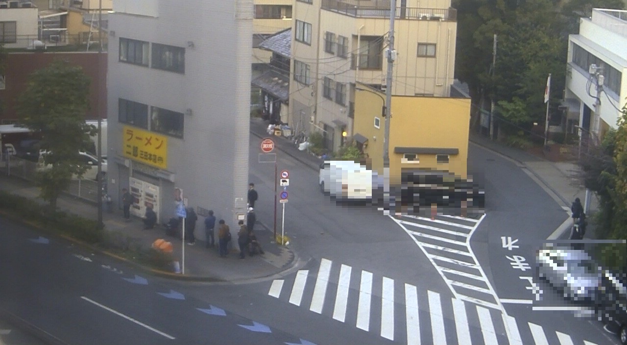 2024年11月29日ラーメン二郎三田本店の並び