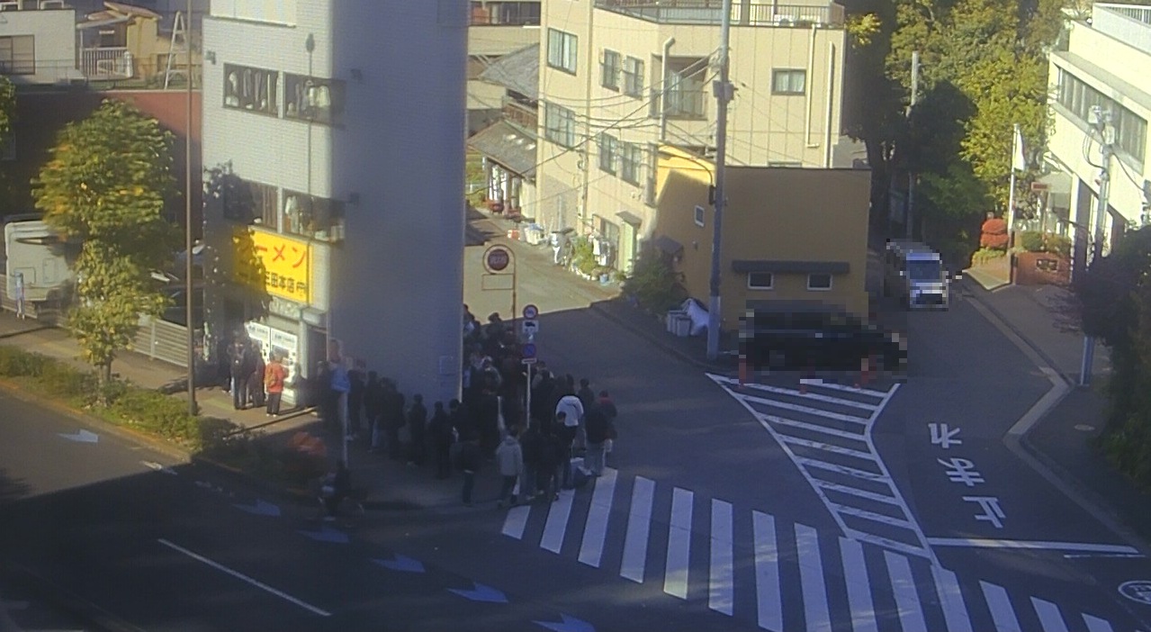 2024年12月9日ラーメン二郎三田本店の並び