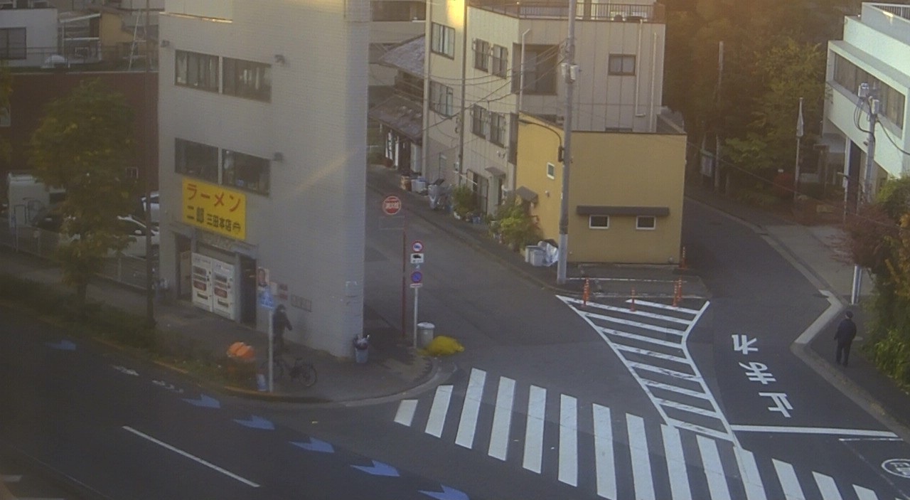 2024年12月17日ラーメン二郎三田本店の並び