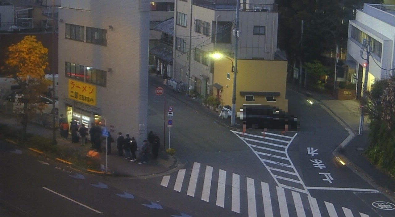 2025年1月10日ラーメン二郎三田本店の並び