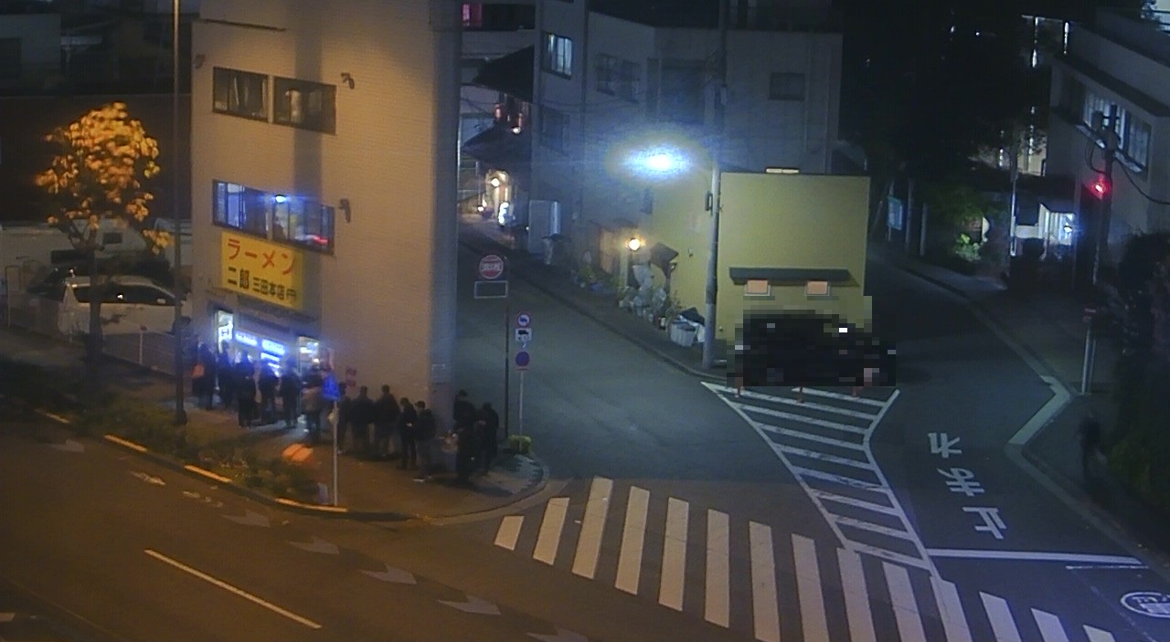 2025年1月22日ラーメン二郎三田本店の並び