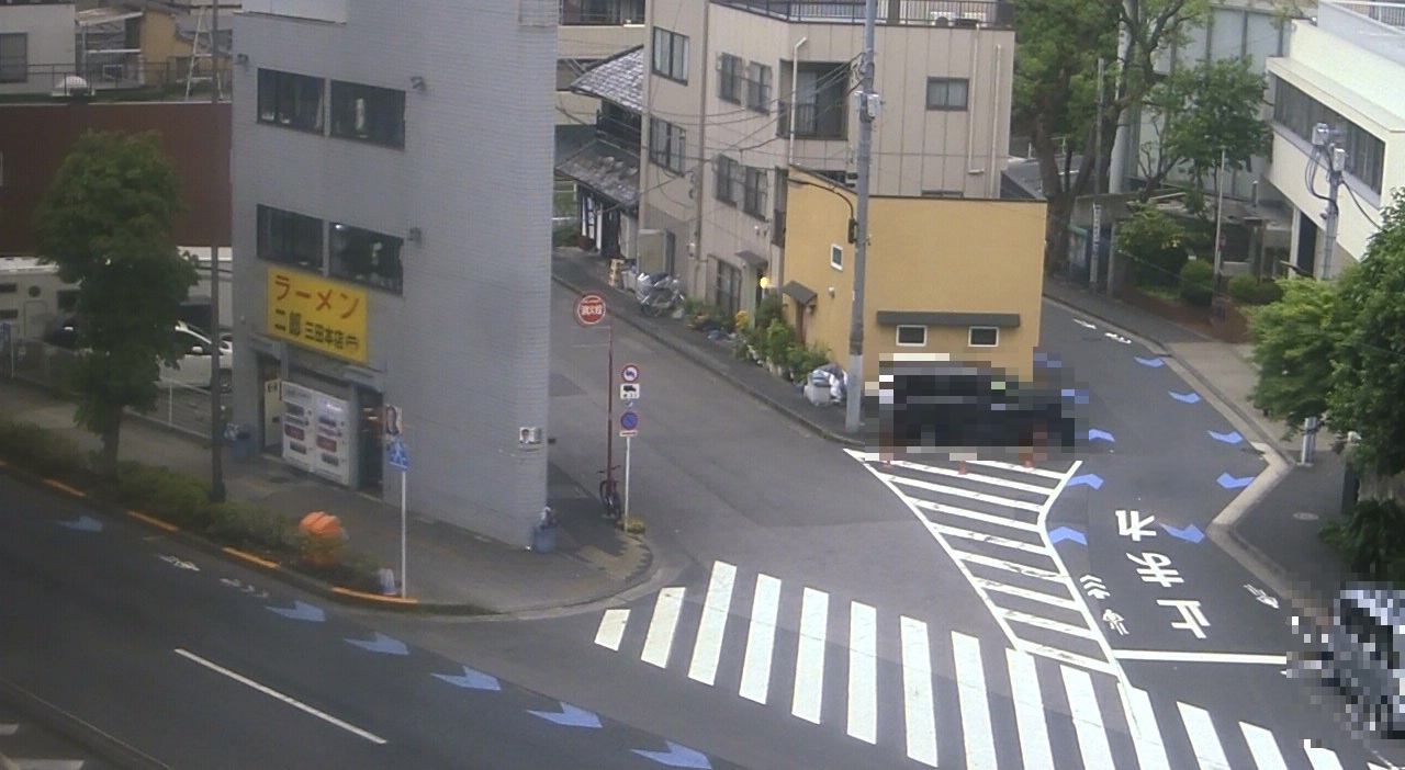 2025年5月12日ラーメン二郎三田本店の並び