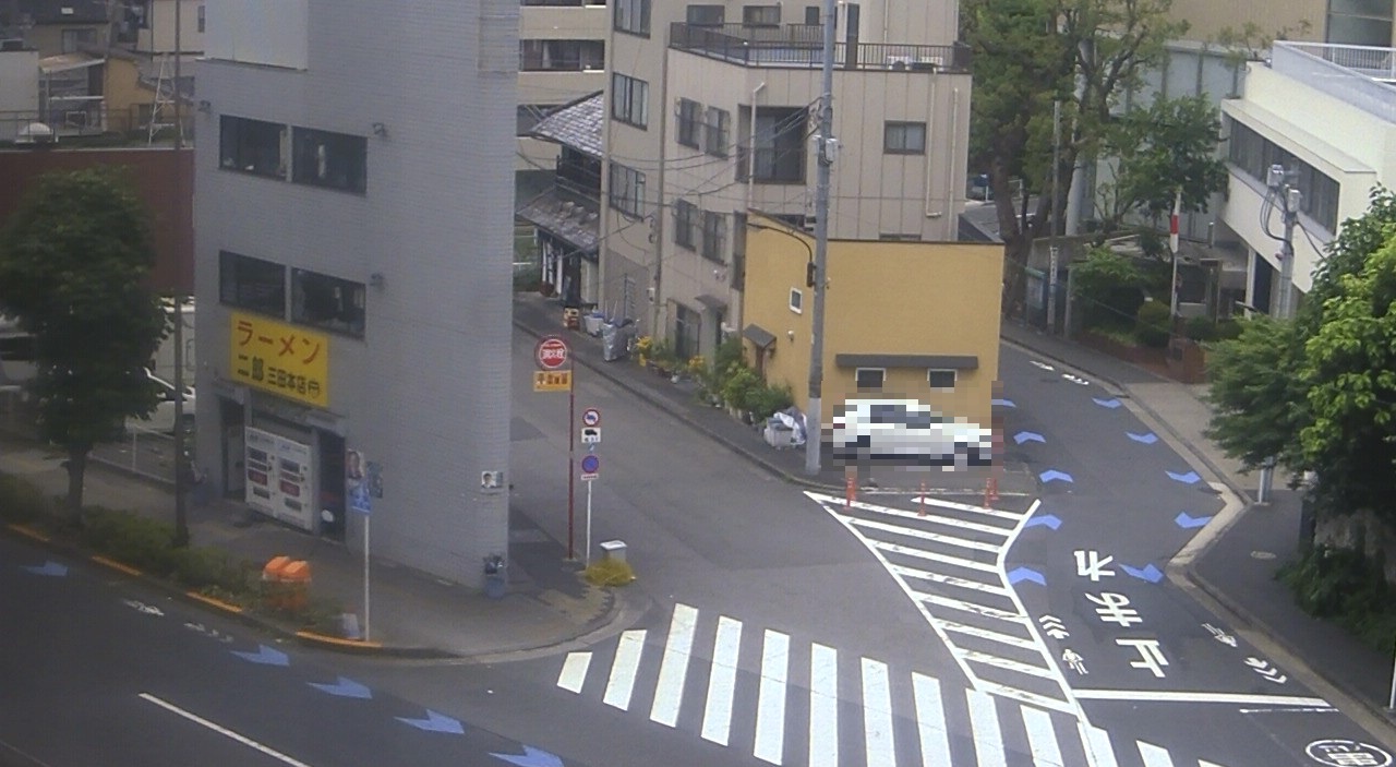 2025年6月9日ラーメン二郎三田本店の並び