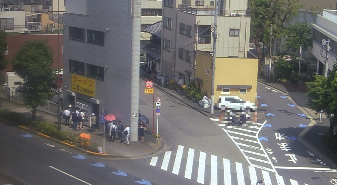 2025年6月12日ラーメン二郎三田本店の並び