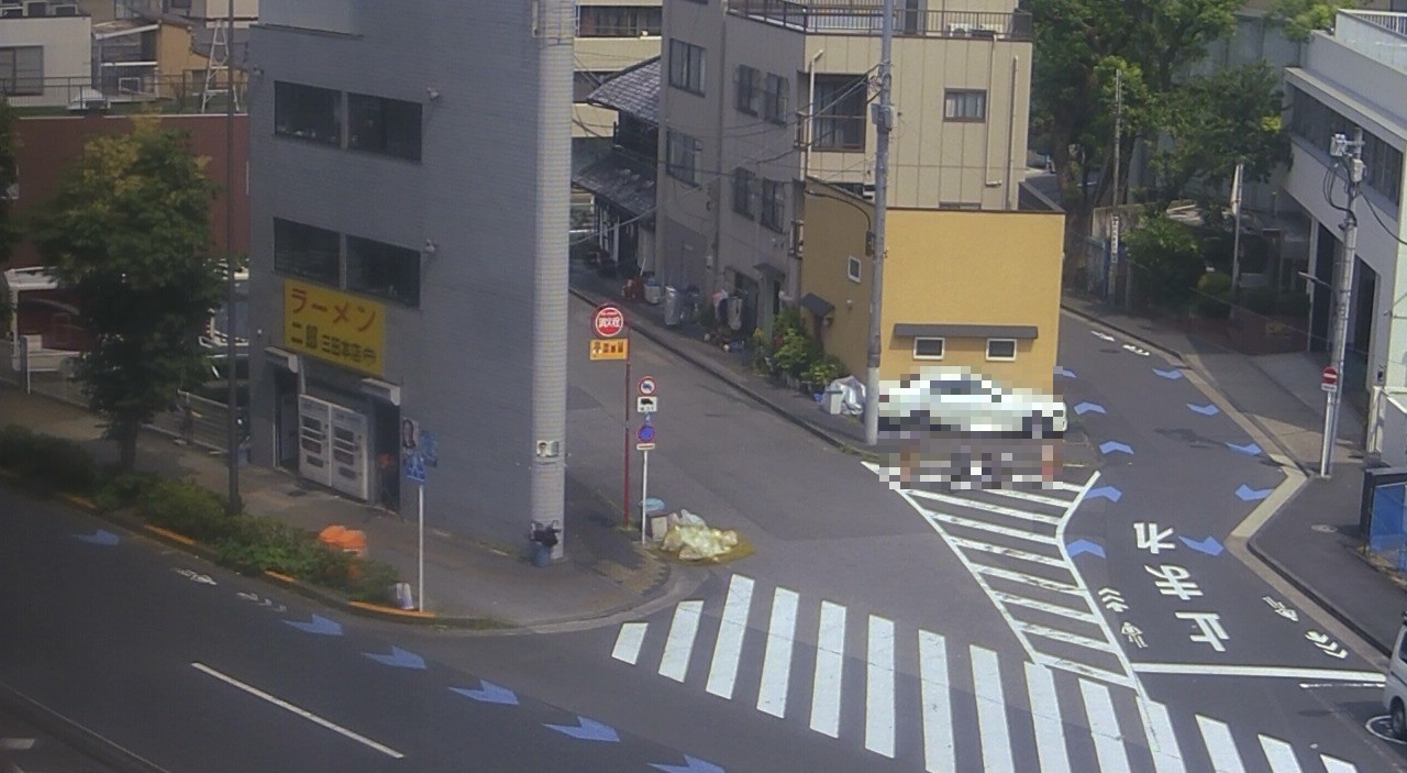 2025年7月9日ラーメン二郎三田本店の並び