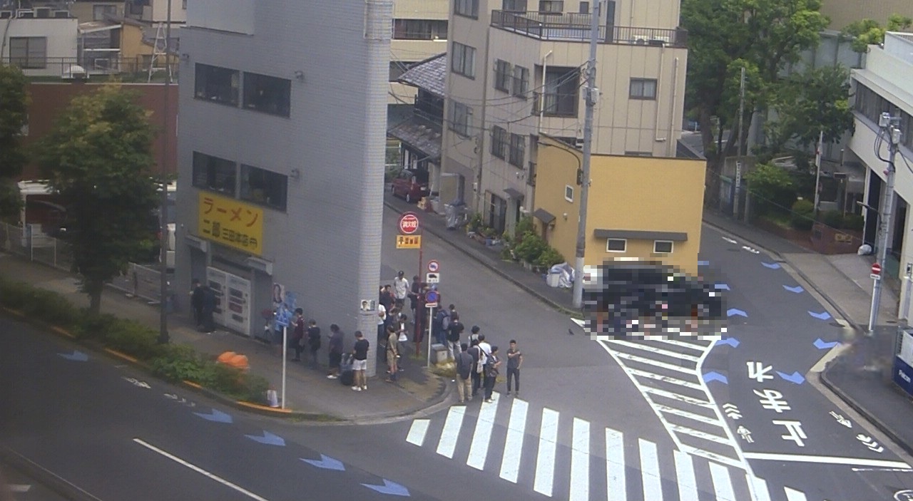 2025年7月12日ラーメン二郎三田本店の並び
