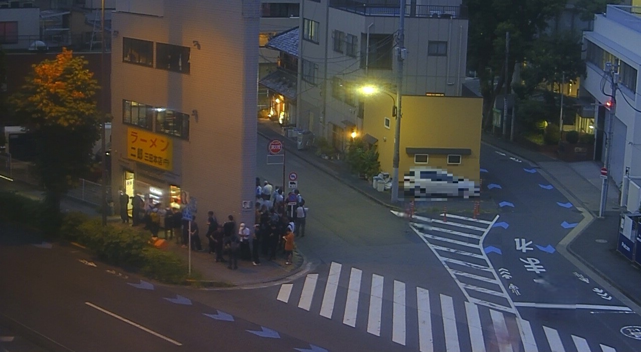 2025年9月12日ラーメン二郎三田本店の並び