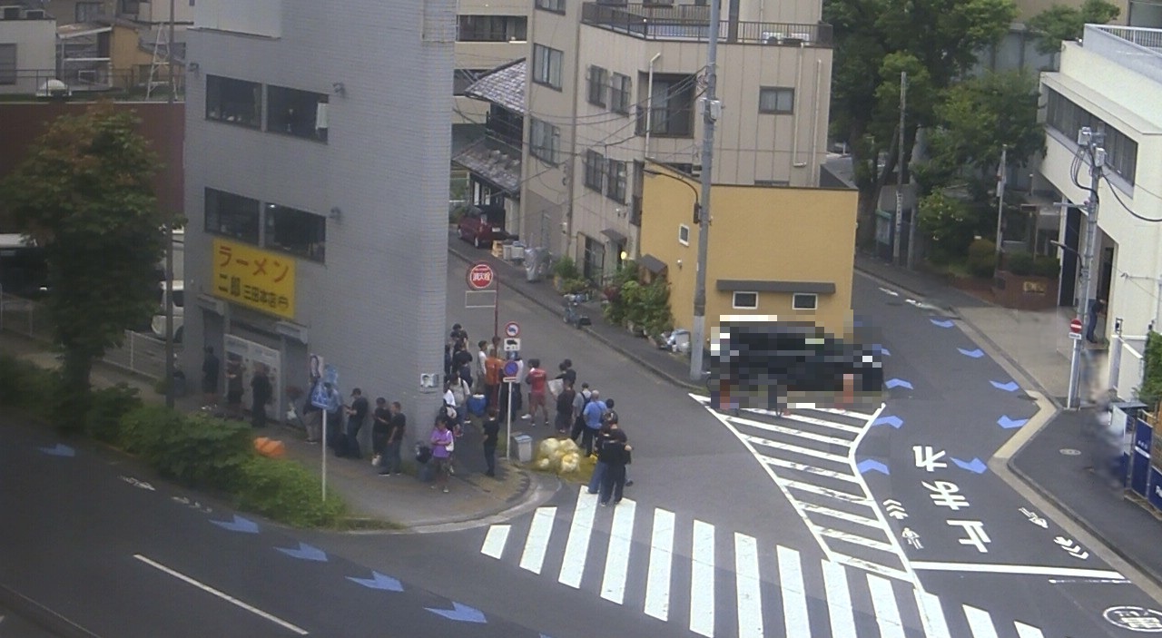 2025年9月27日ラーメン二郎三田本店の並び