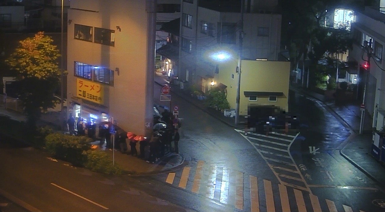 2025年10月24日ラーメン二郎三田本店の並び