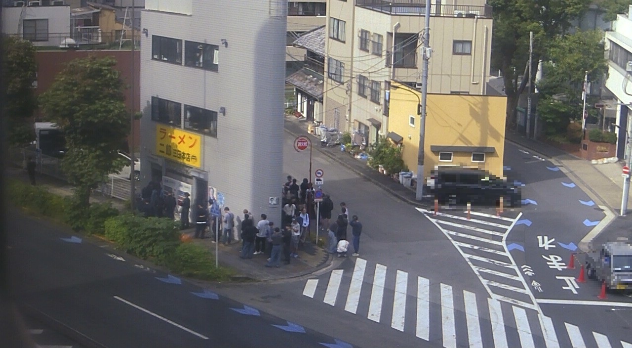 2025年11月1日ラーメン二郎三田本店の並び