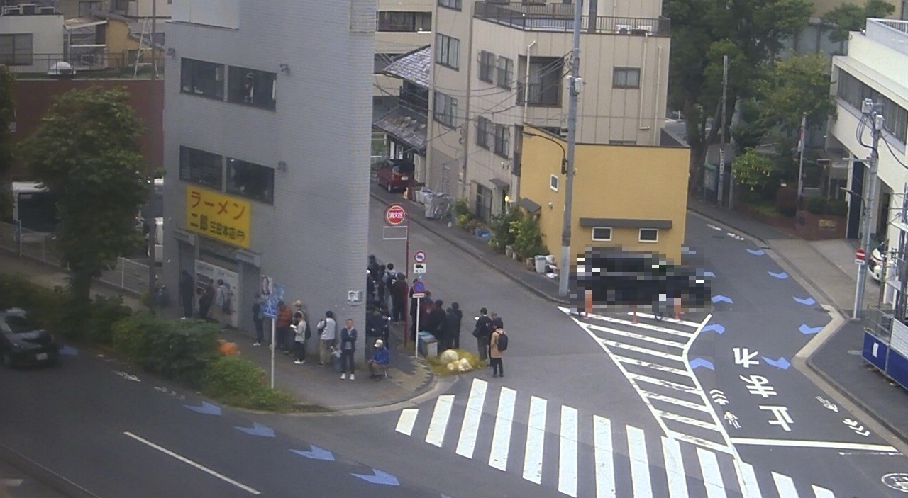 2025年11月8日ラーメン二郎三田本店の並び