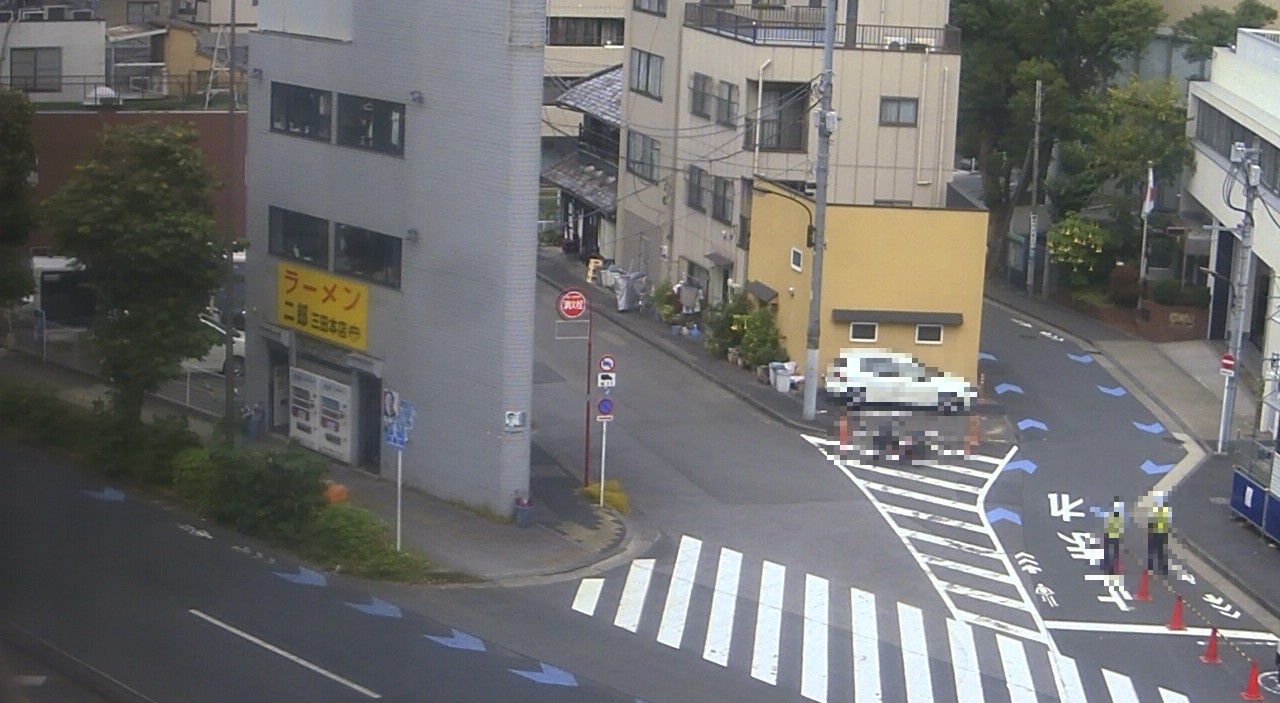 2025年11月11日ラーメン二郎三田本店の並び