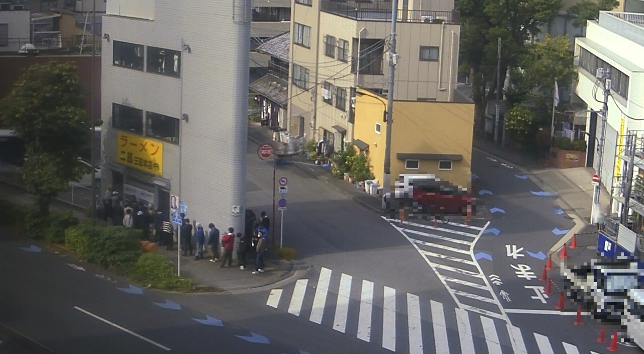 2025年11月12日ラーメン二郎三田本店の並び