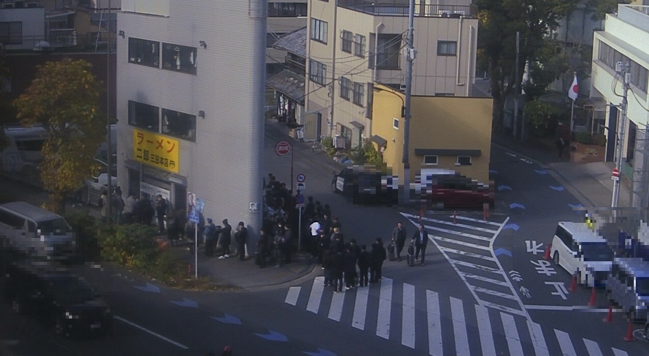 2025年12月19日ラーメン二郎三田本店の並び