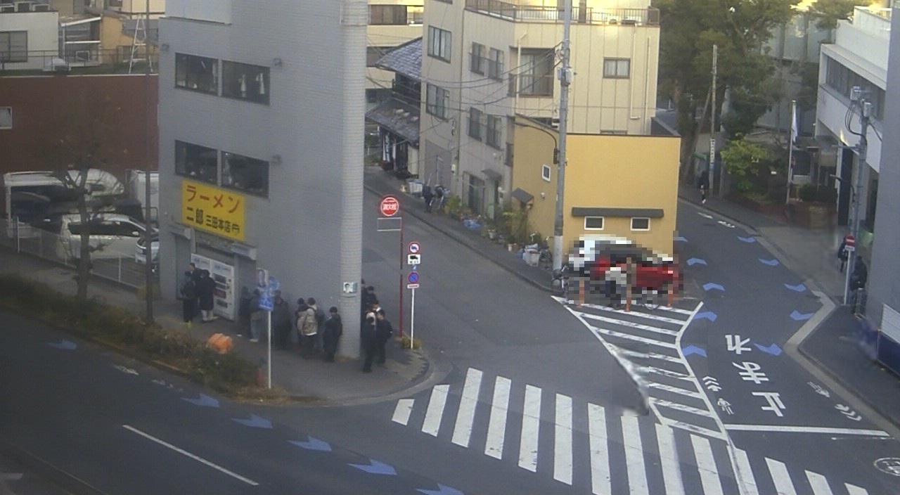 2026年1月15日ラーメン二郎三田本店の並び