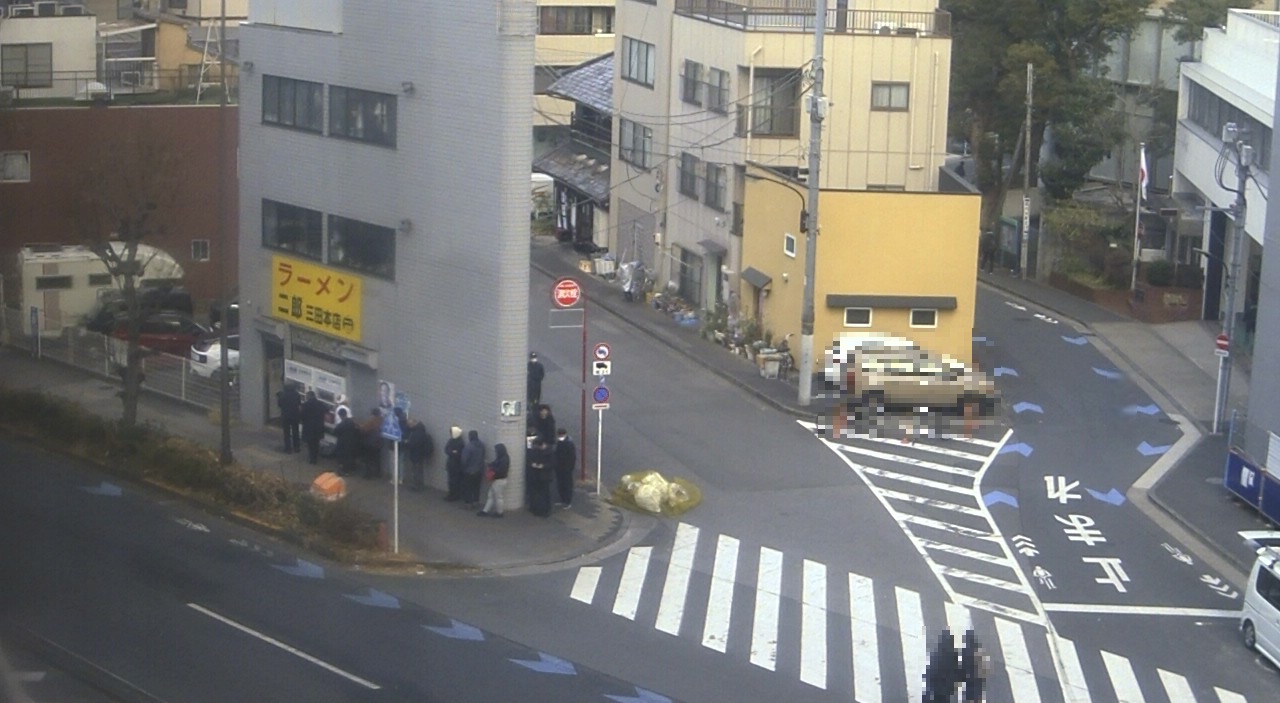 2026年2月10日ラーメン二郎三田本店の並び