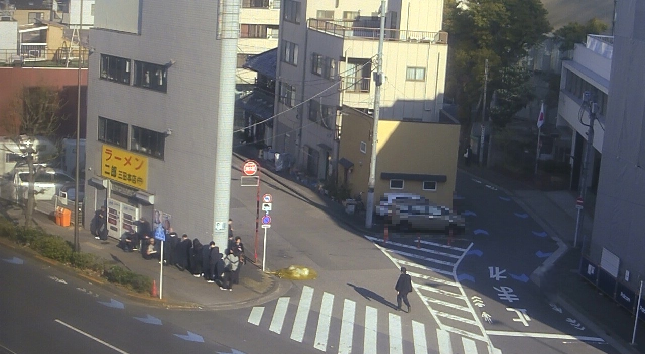 2026年3月24日ラーメン二郎三田本店の並び