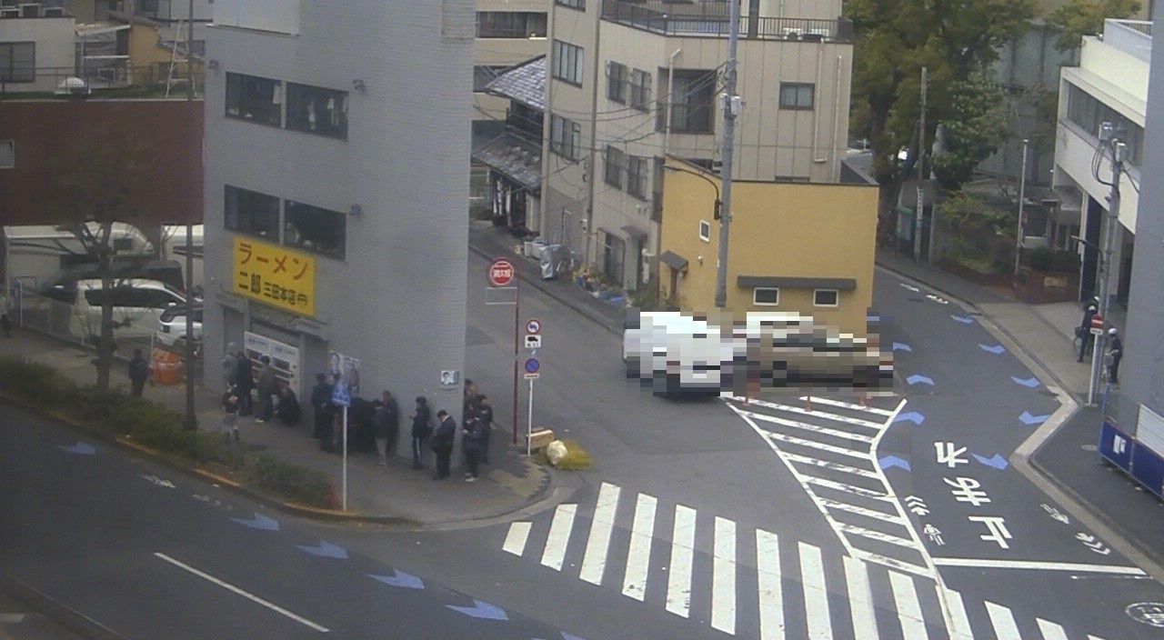2026年3月25日ラーメン二郎三田本店の並び