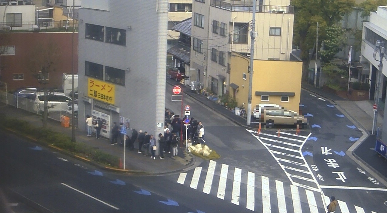 2026年3月28日ラーメン二郎三田本店の並び