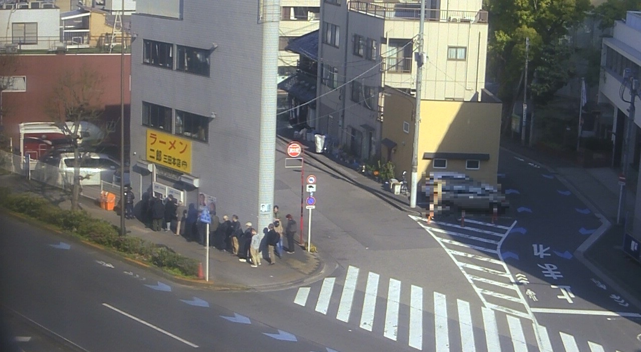 2026年4月3日ラーメン二郎三田本店の並び
