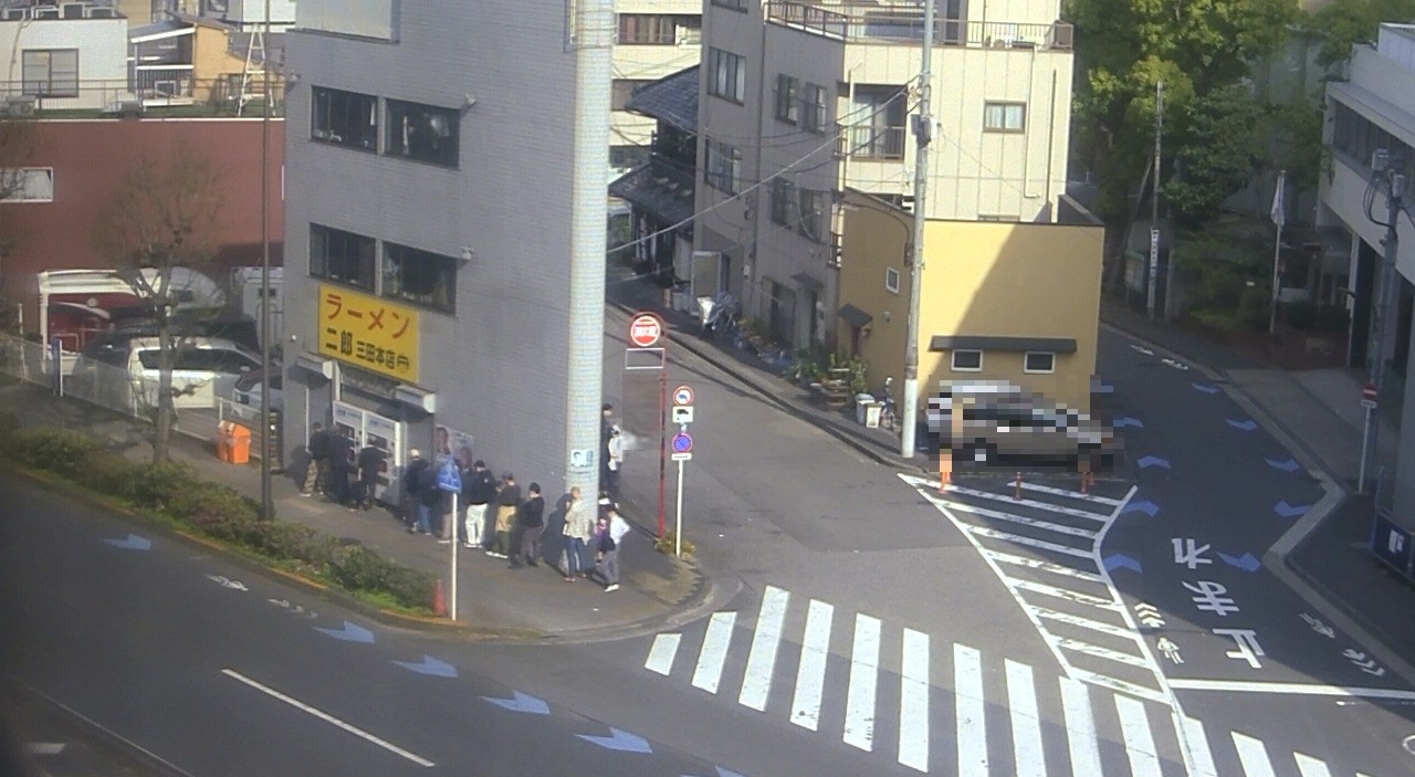 2026年4月6日ラーメン二郎三田本店の並び