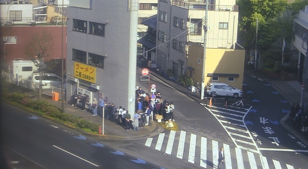2026年4月11日ラーメン二郎三田本店の並び