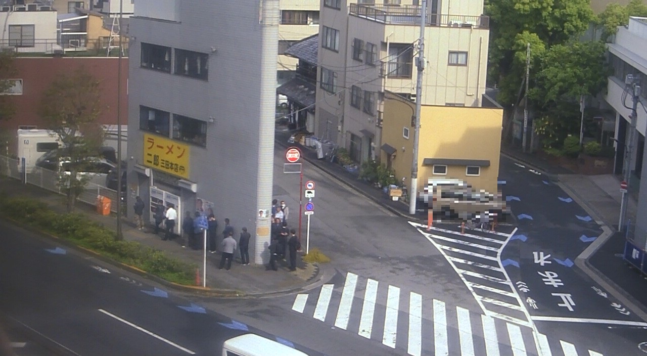 2026年4月24日ラーメン二郎三田本店の並び