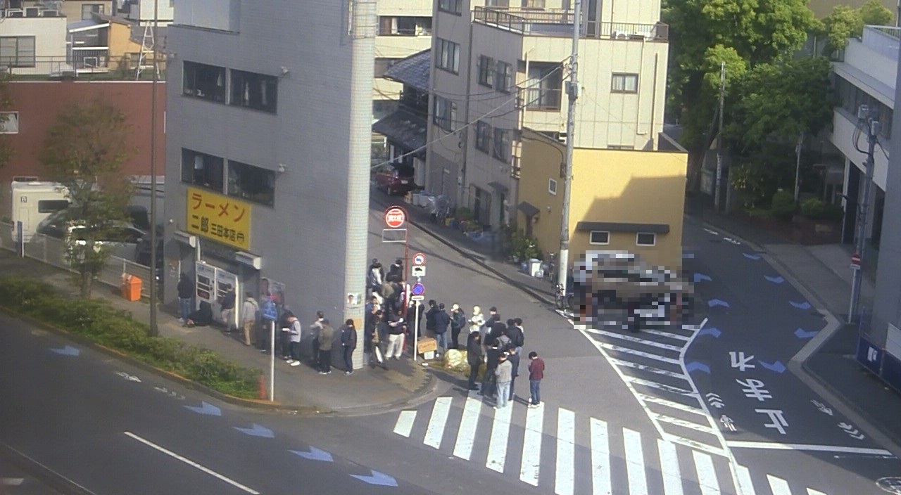 2026年4月25日ラーメン二郎三田本店の並び