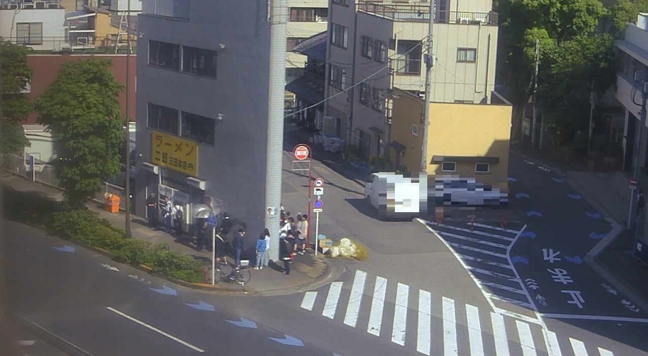 2026年5月13日ラーメン二郎三田本店の並び