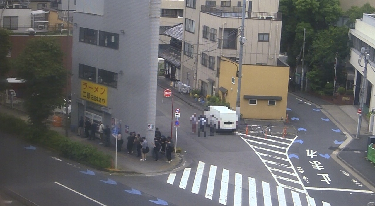2026年6月11日ラーメン二郎三田本店の並び