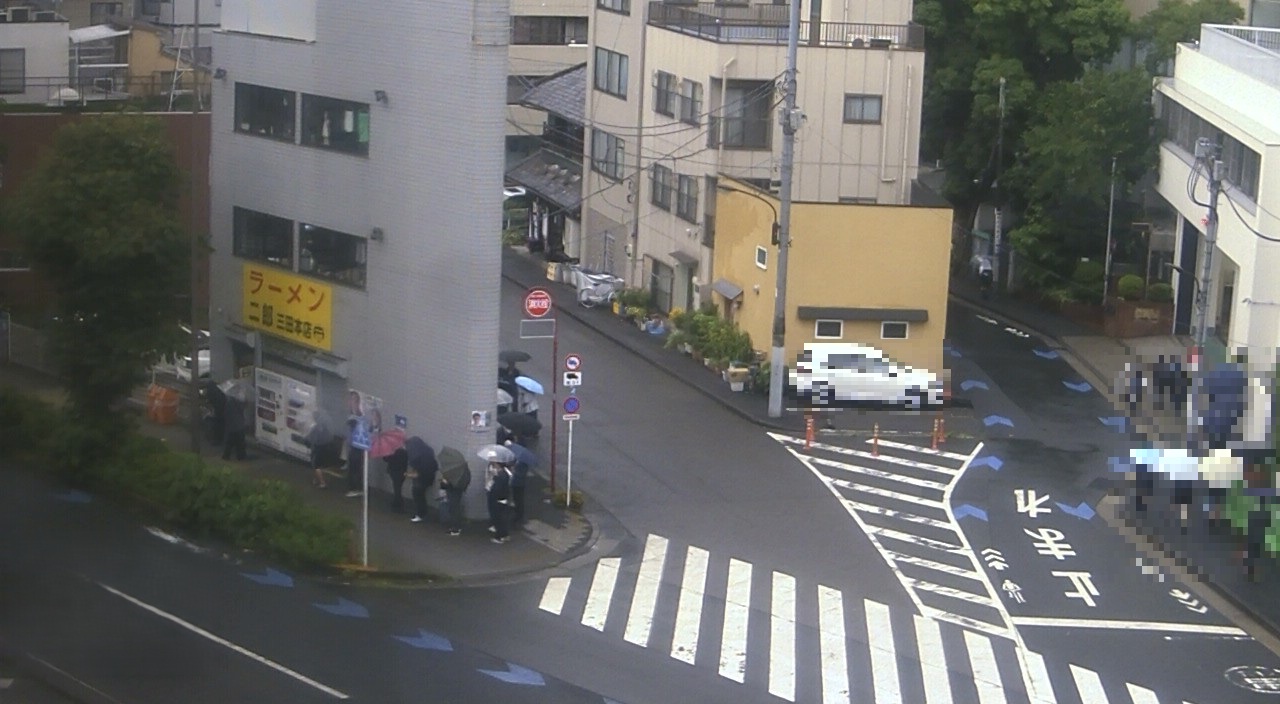 2026年6月15日ラーメン二郎三田本店の並び