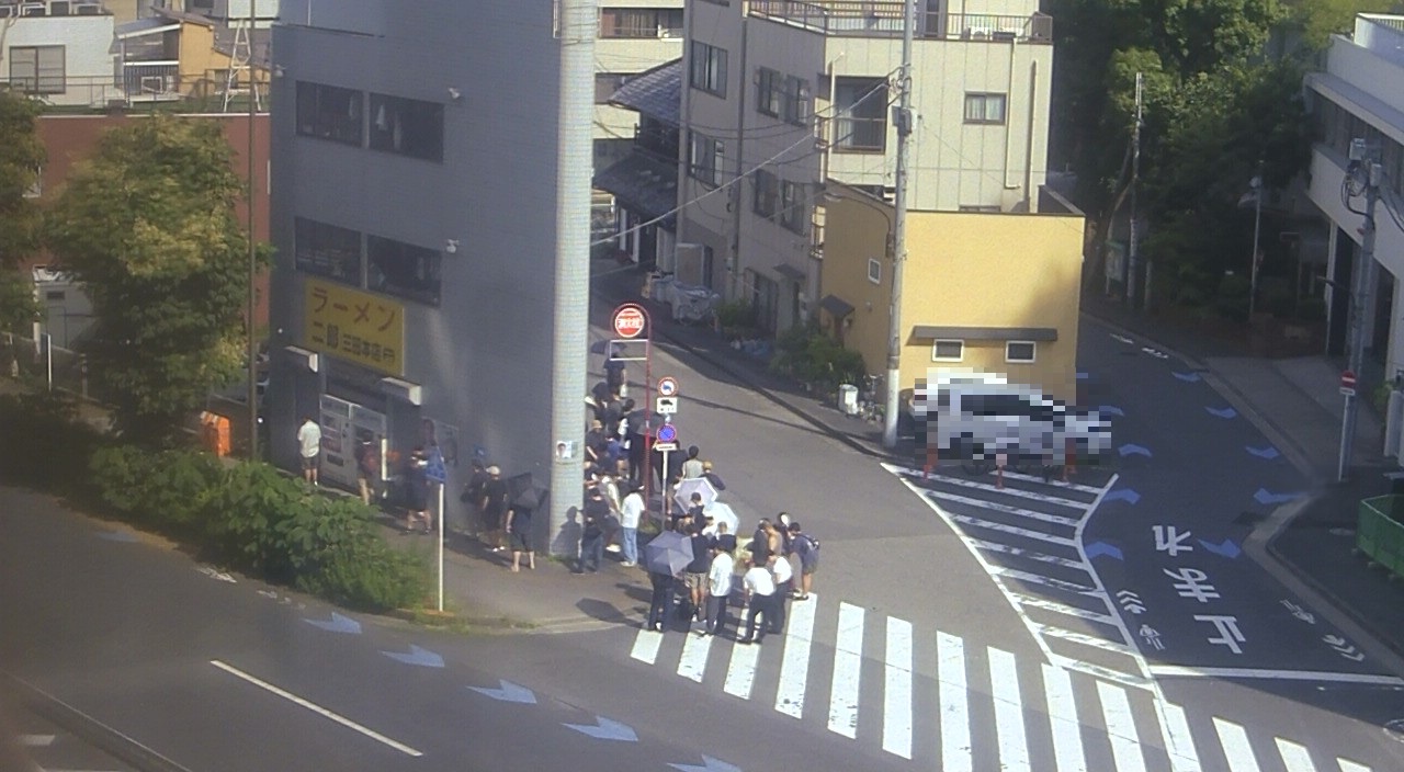 2026年7月11日ラーメン二郎三田本店の並び