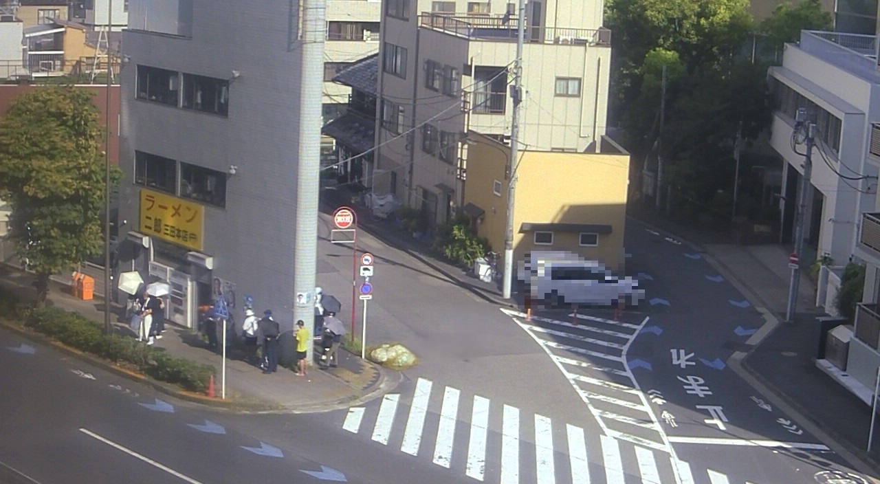 2026年8月18日ラーメン二郎三田本店の並び
