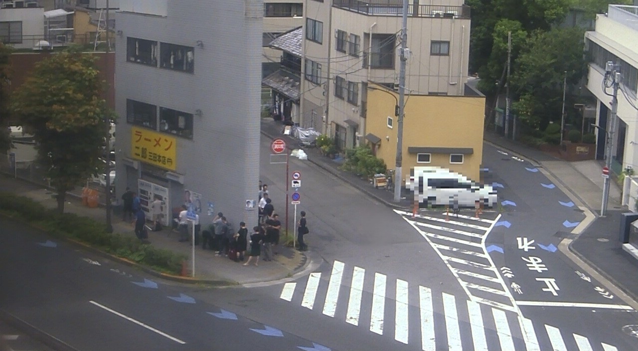 2026年9月4日ラーメン二郎三田本店の並び